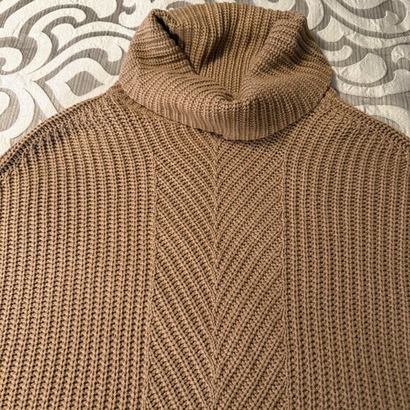 Old Navy Camel Tan Brown Poncho Sweater Size XS-S Pullover Cowlneck EUC - Picture 5 of 8